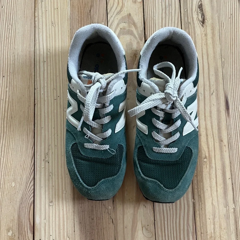 New Balance 574 Dark Green White Red Suede Mesh Sneakers‎ Casual Vibrant Shoe